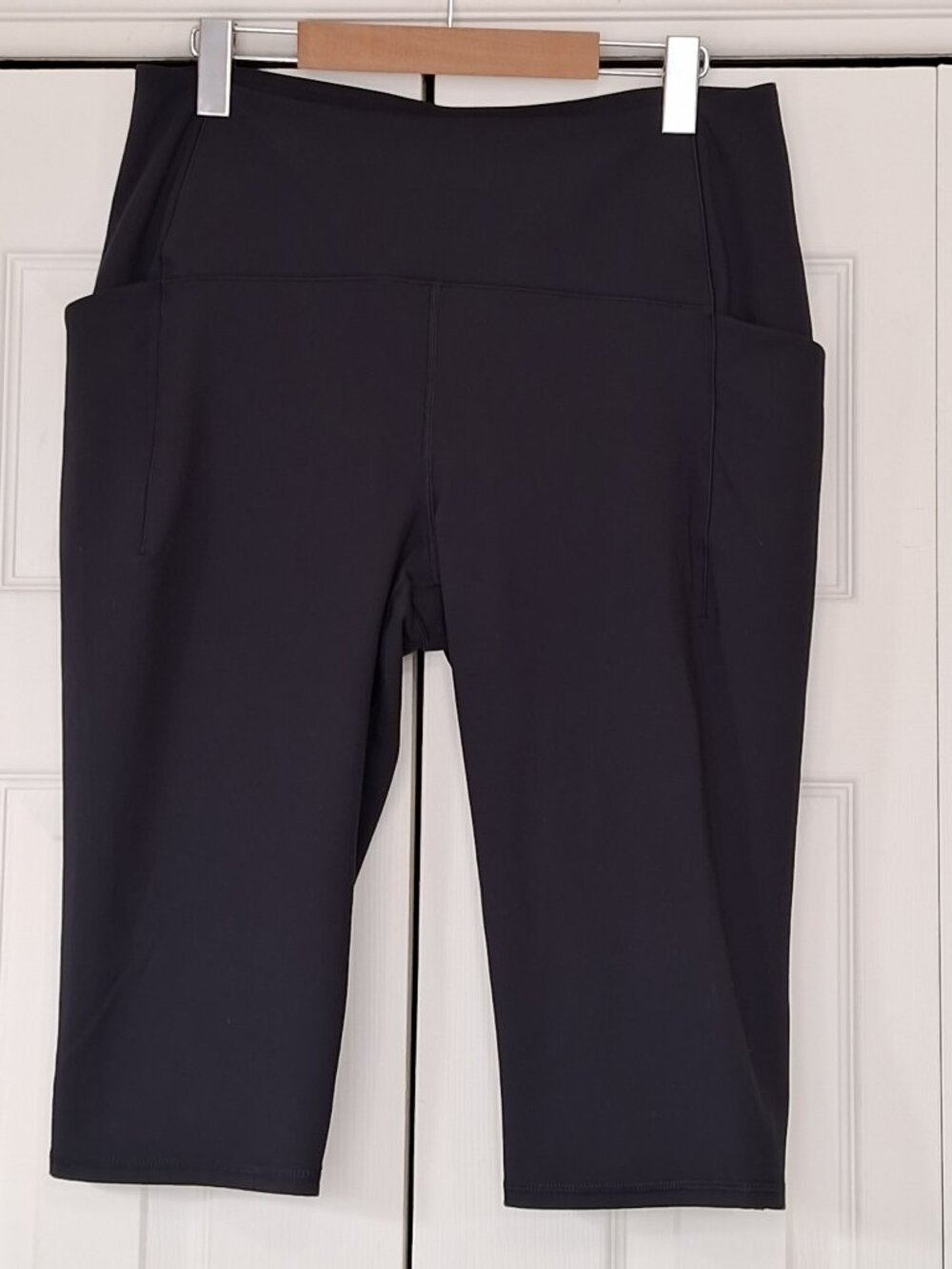 Spyder Active Capri Leggings - Picture 2 of 8